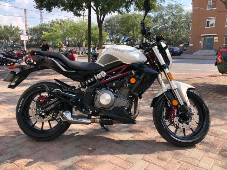 黄龙300是街车吗,贝纳利黄龙300缺点