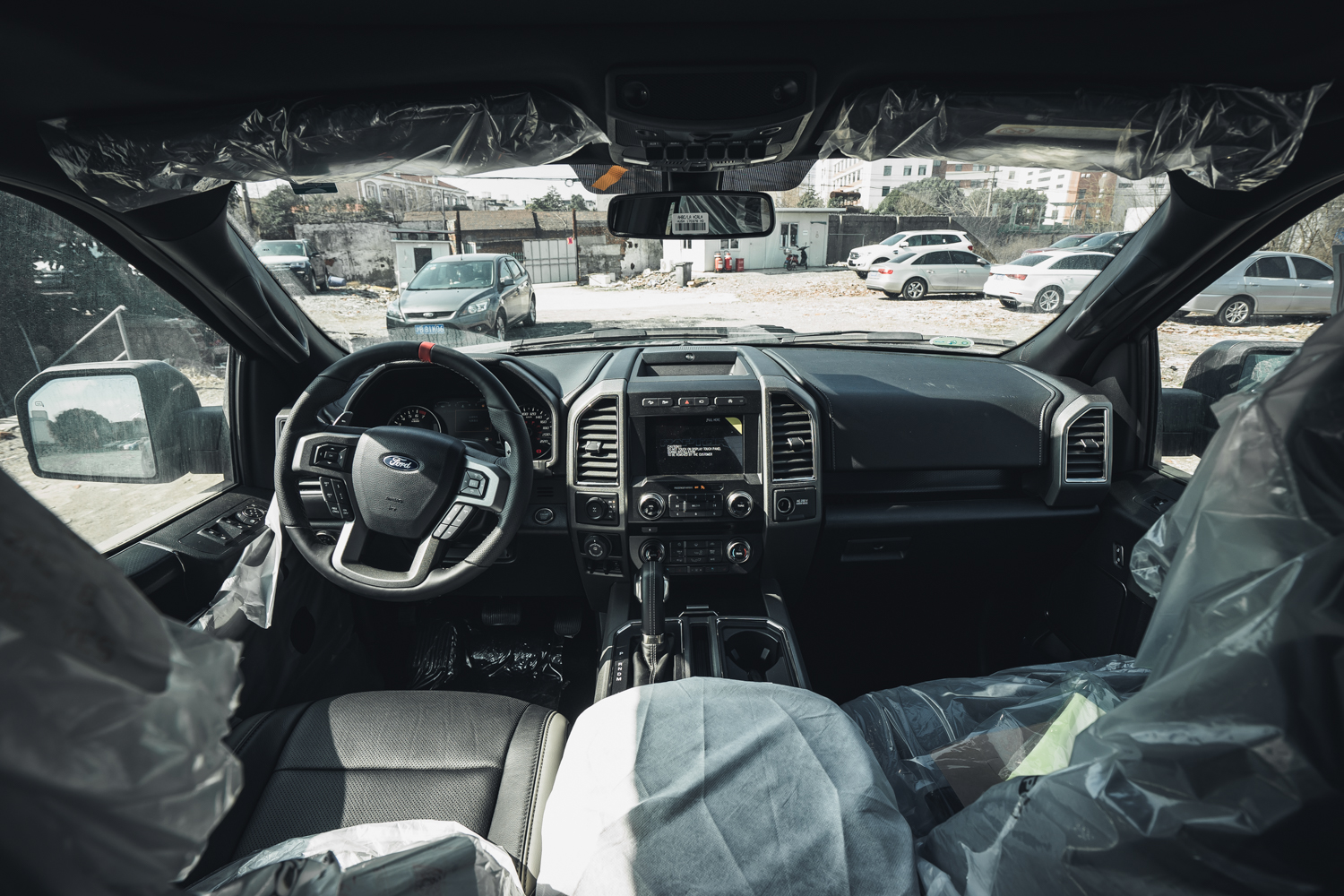 特斯拉cybertruck和福特f-150猛禽,福特猛禽f-150与小皮卡对比图