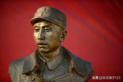 左权如果活到1955年,真的能评上元帅吗?其实是值得商榷的