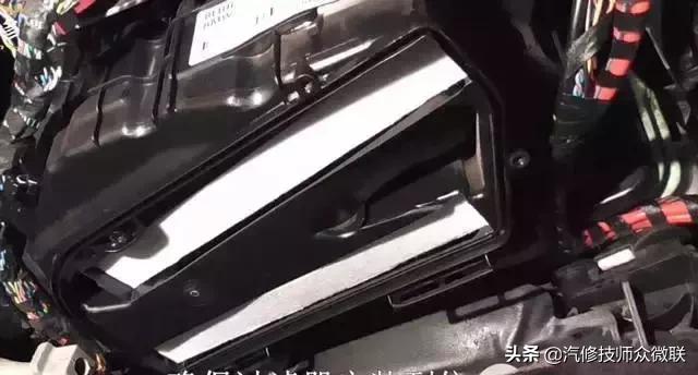 cherokee空调滤芯在什么位置,汽车空调滤芯的正确位置图