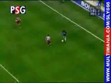 罗纳尔迪尼奥的蝎子摆尾,罗纳尔迪尼奥小罗资料