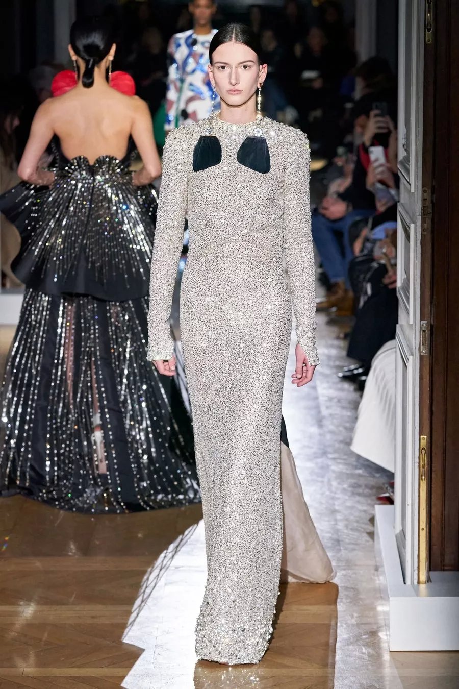 2020巴黎秋冬高定时装周完整版 (2019年春夏巴黎高定时装周)