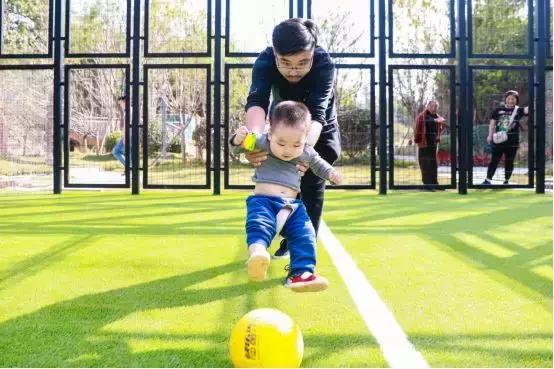 青少年成长冬令营课程,青少年冬令营拓展项目