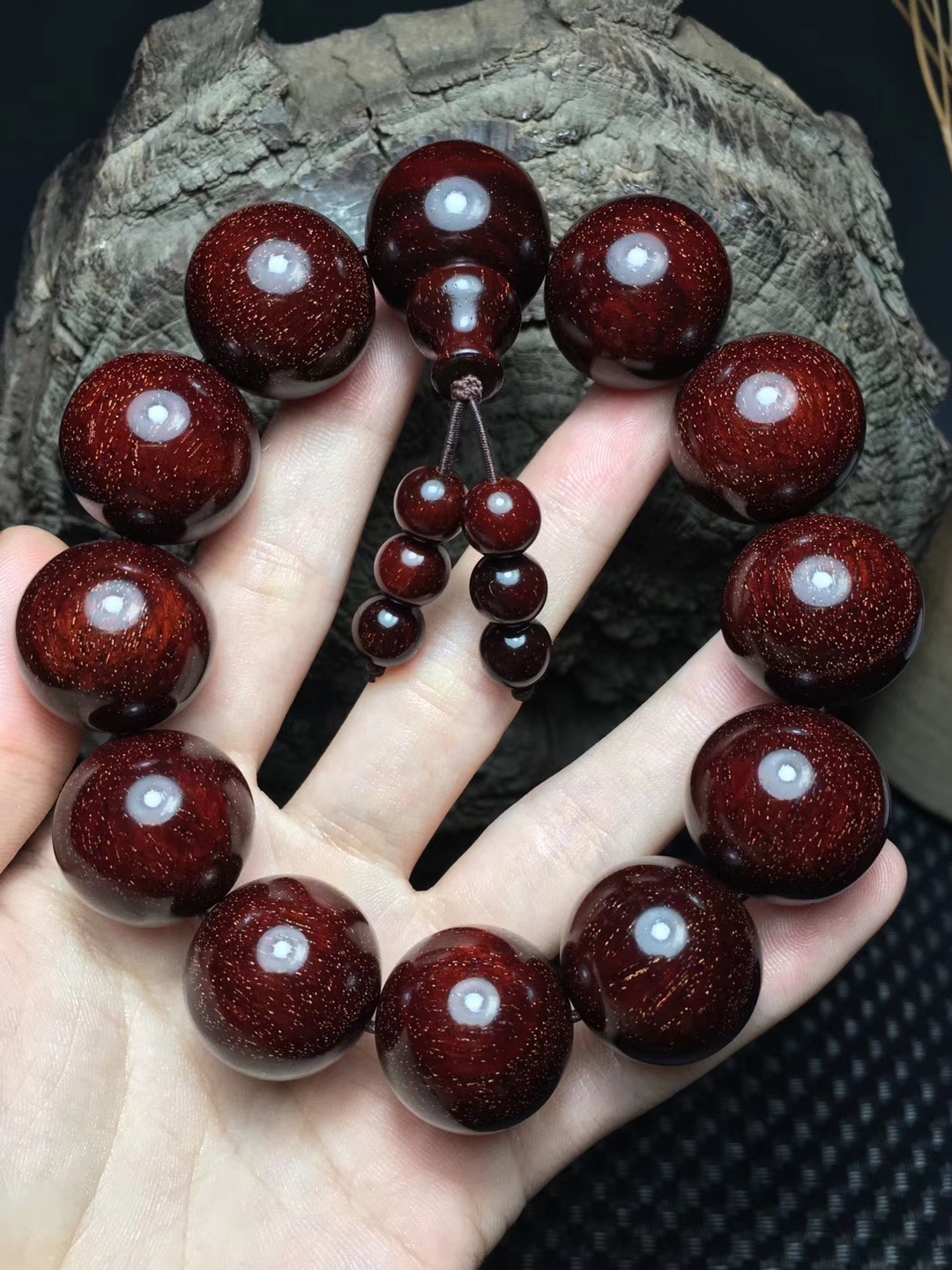 文玩顶级手串排行榜前十名,文玩手串排行榜前十名金刚