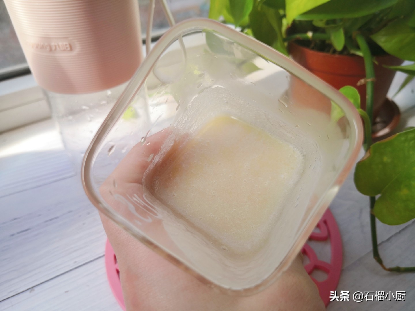 苹果榨汁如何不变黄,苹果汁榨汁要变颜色怎么办