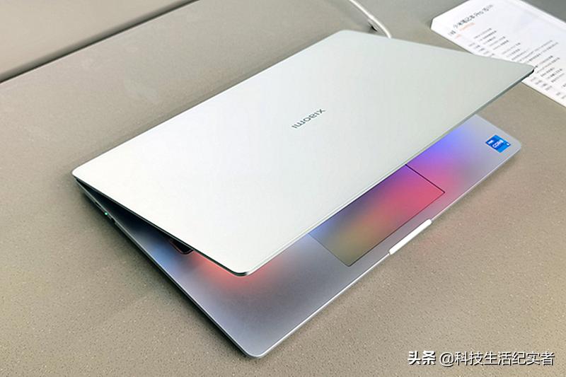 小米笔记本pro15oled首发评测,小米笔记本pro15.6真机评测新款