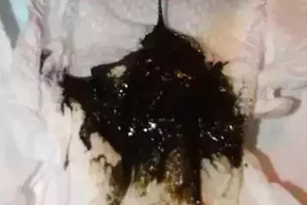 新手爸妈稳住！手把手教你看懂千姿百态大便便（超全观察指南）