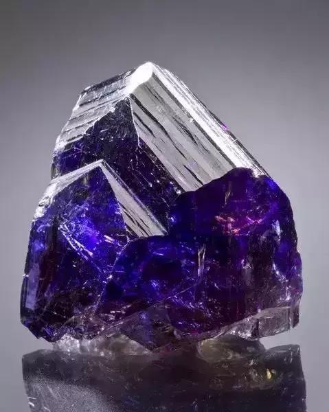 世界上令自己眸生情,见到后再也不爱别人的51个丽人