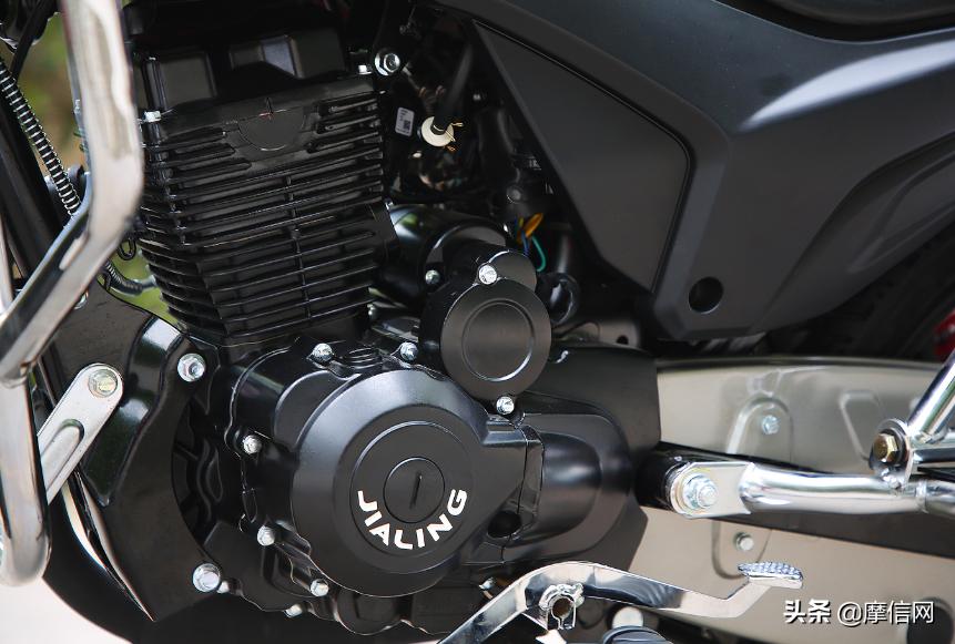 嘉陵jv150多少钱,颜值实用都在线的车