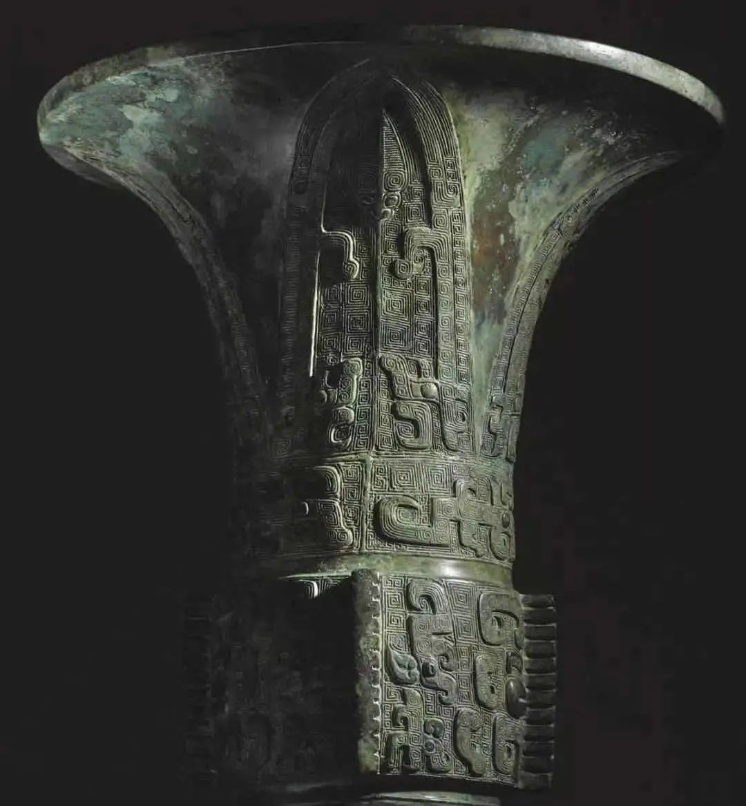 商晚期青铜器龙形觥图文,商代鸟兽纹觥