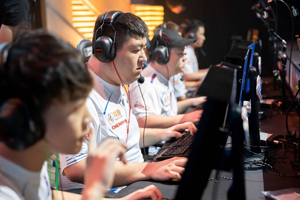 cfpls14总决赛马哲直播间,cfpls3马哲比赛视频