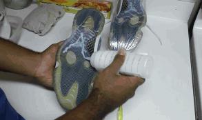 每双球鞋都值得被珍惜，最强球鞋清洁帖来了！拯救屎黄色鞋底把！