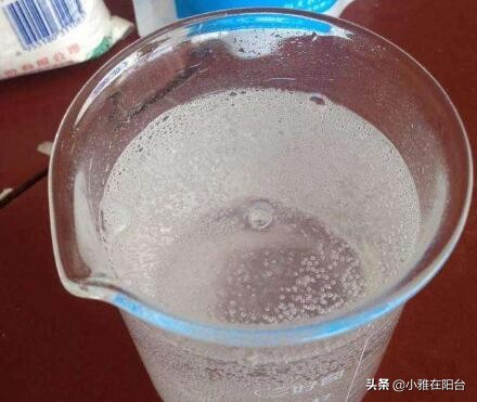 绿萝叶片发黑，喷一点这，30天绿回来，叶片多又大、油绿发亮！