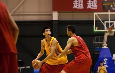 人情味！深圳主场揭幕战将致敬玄冥二老他们是球队图腾