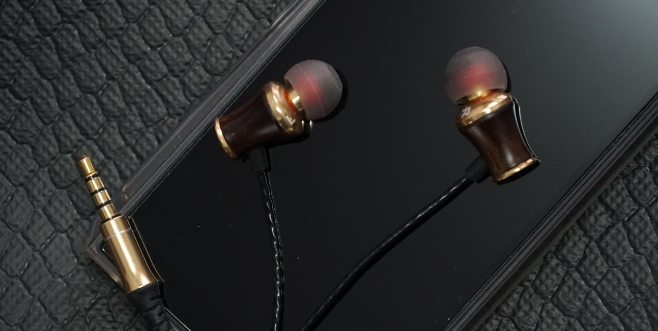 2020超史诗收藏：茫茫机海寻觅“女毒”横跨全年HIFI典藏名录