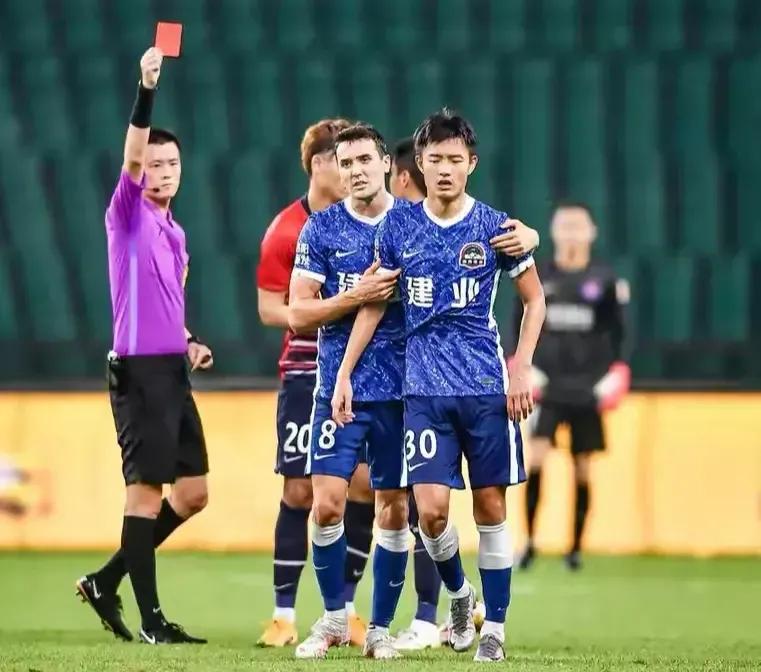 中超张晓晨,张晓晨中超