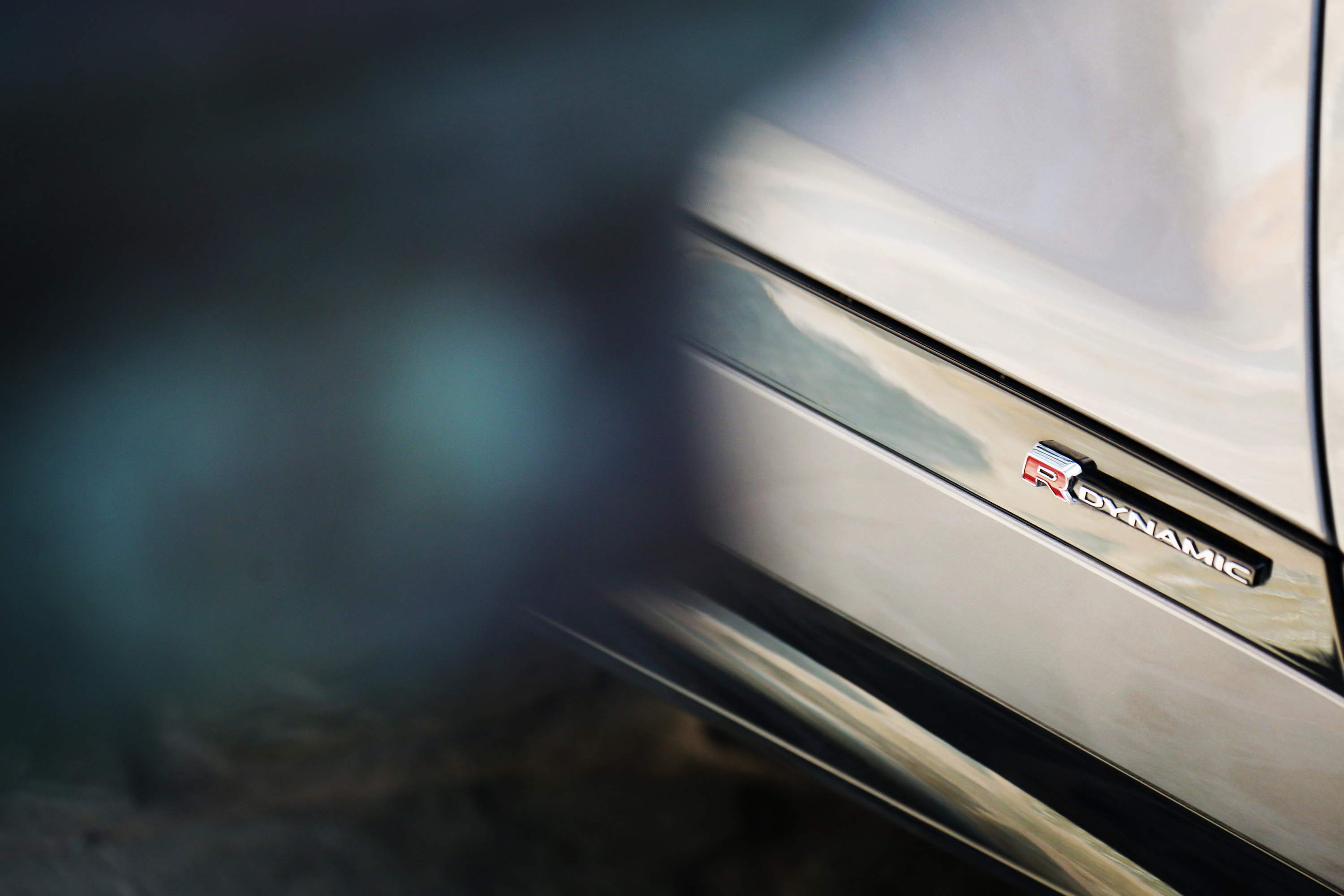 路虎揽胜极光l怎么样值得购买吗,2022路虎揽胜极光l值得买么