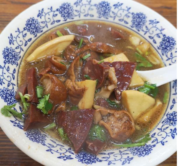 逛颐和园观十七孔桥金光穿洞,离颐和园金光穿洞奇景最近的入口