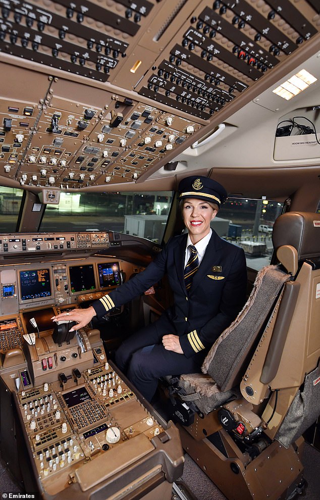 飞行员飞行体验,飞行员体验模拟驾驶舱