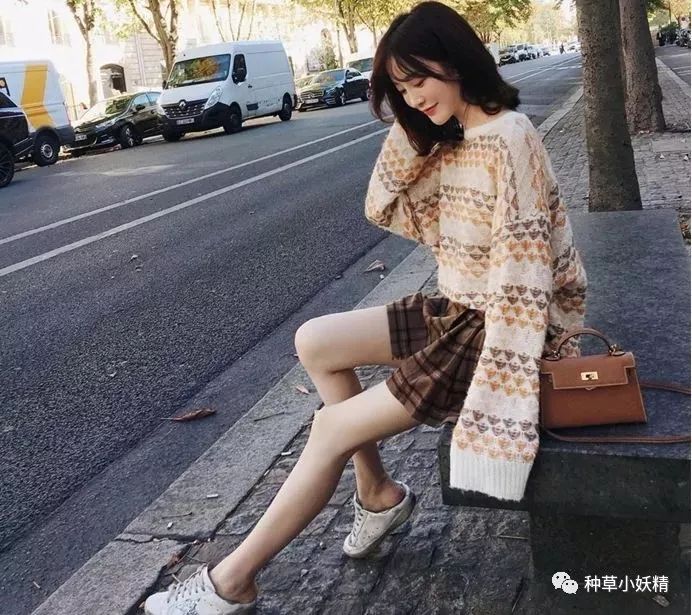 秋季必备软糯条纹毛衣超舒服,秋冬款必备毛衣视频