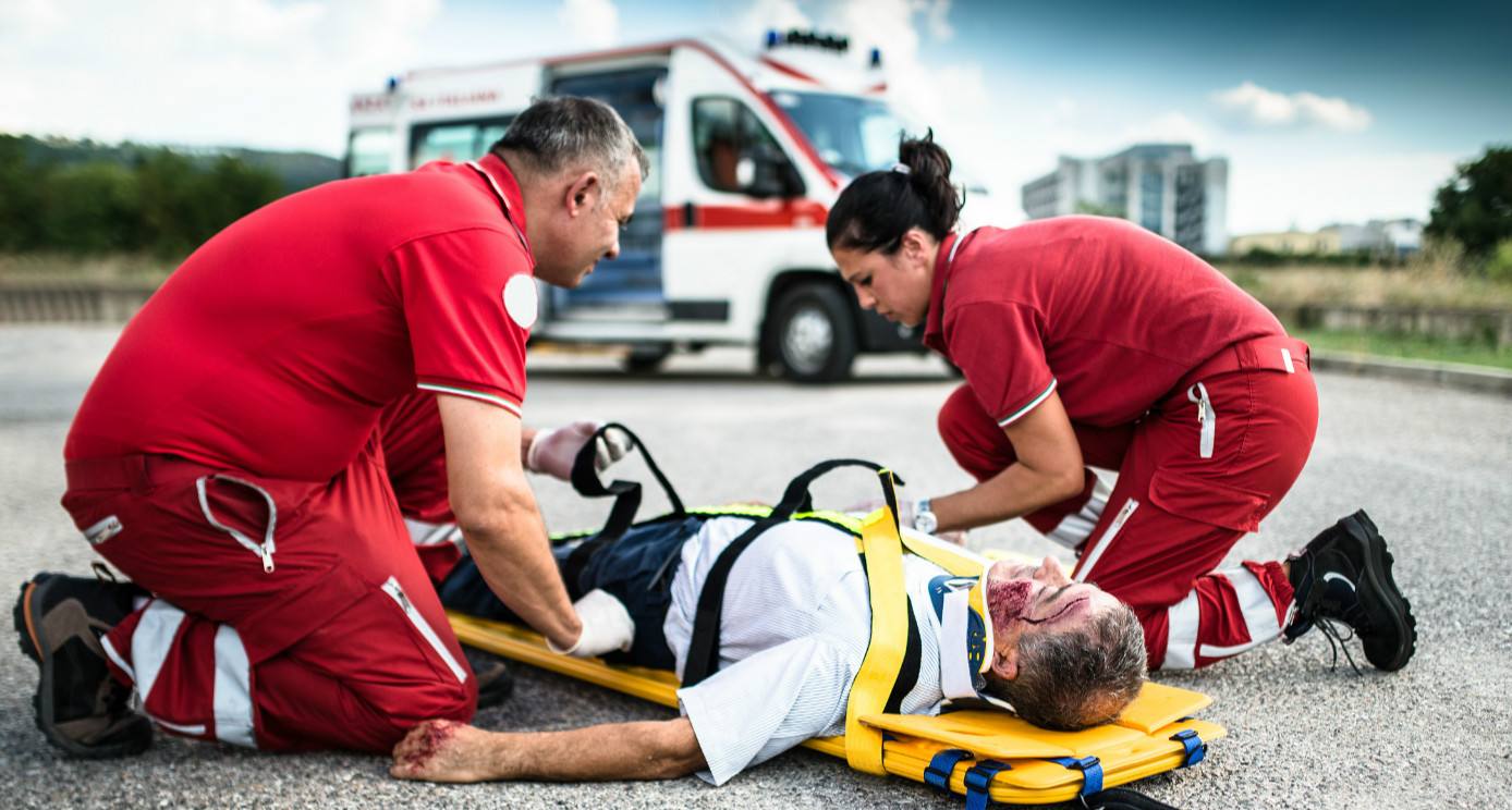 医生有拒绝为病人治疗的权利吗,为什么医院拒绝给病人看病