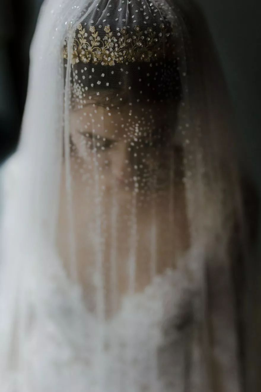 又到了结婚的季节,整理了6种绝美婚纱照