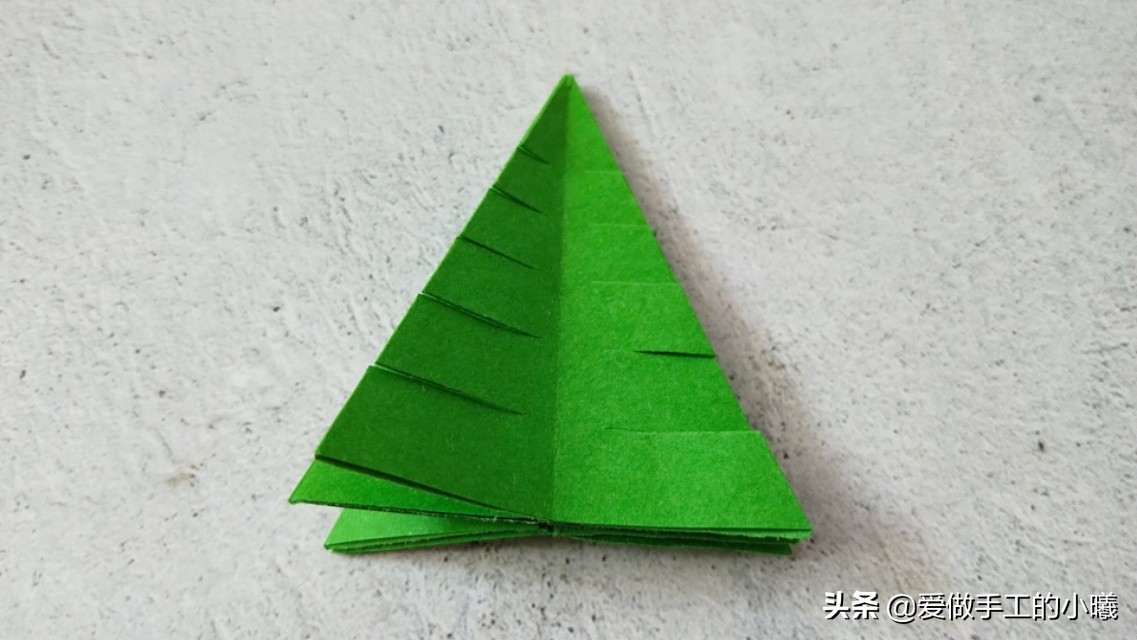 圣诞树折纸教程简单视频,圣诞树折纸教程详细