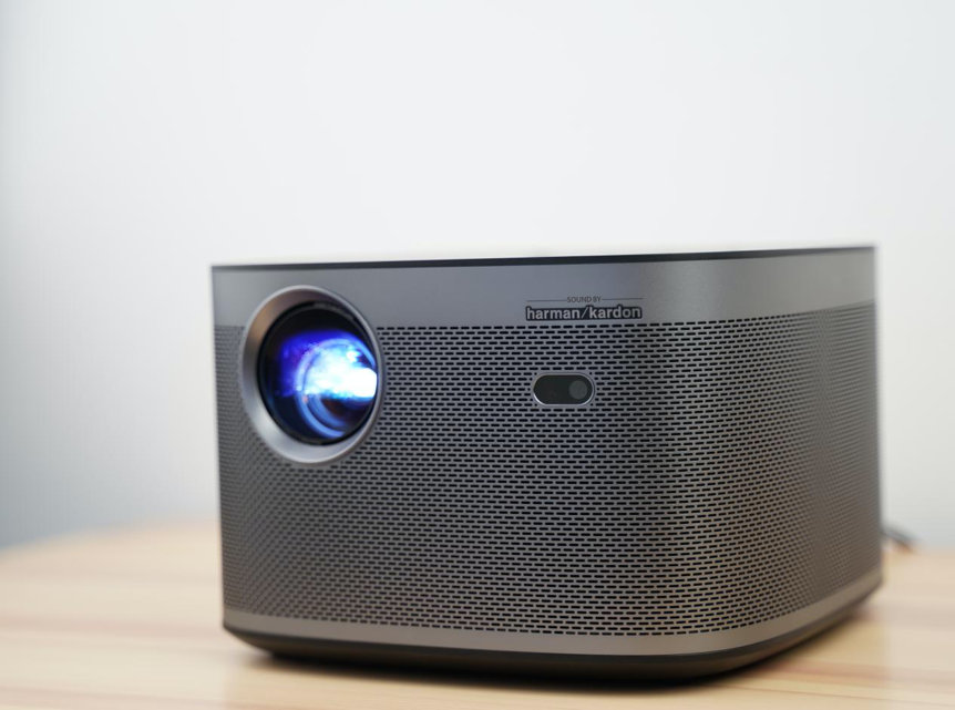 白天也能看的投影仪极米h3s,投影仪家庭影院极米h3s