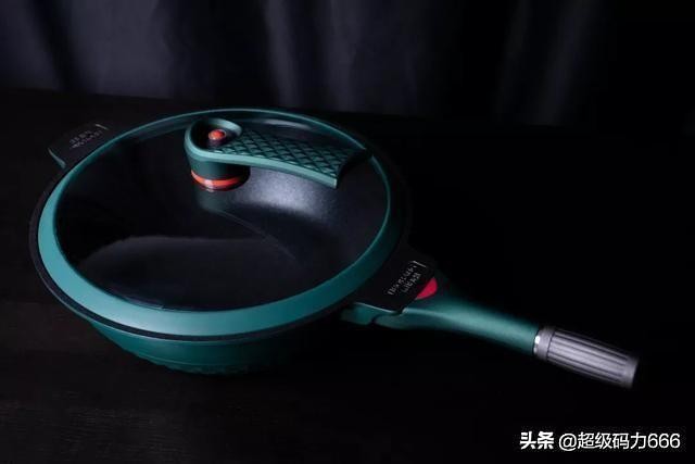 煎蛋不用油的平底锅,煎蛋不用油可以做吗