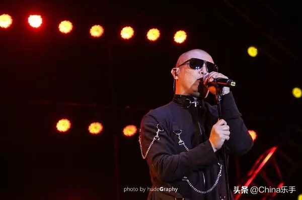 玩真心音乐，说真心话，不装孙子—中国乐手专访天堂乐队主唱雷刚