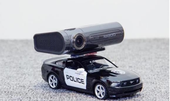 2K高清、24小时监控、行车轨迹，盯盯拍X2SPro行车记录仪