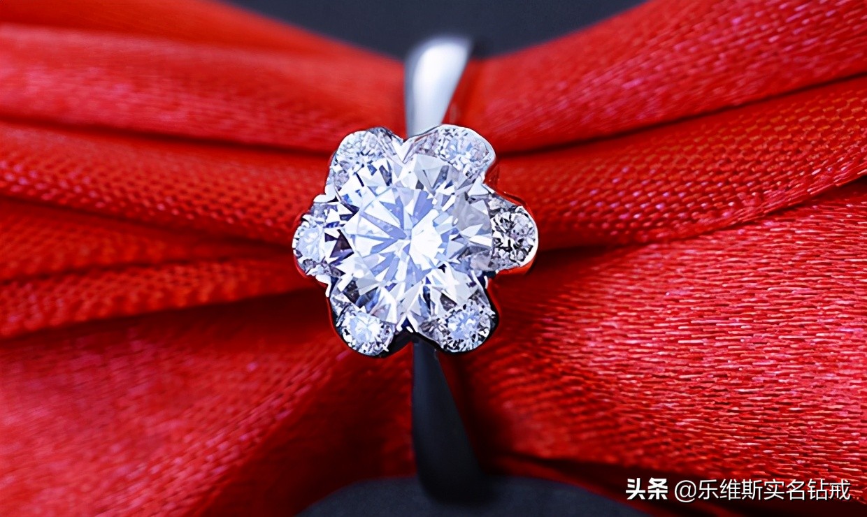 白金保值还是黄金保值,白金钻戒大小价格区别大吗