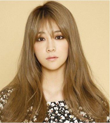 额头凸窄适合的发型女,额头扁脸长适合什么发型女