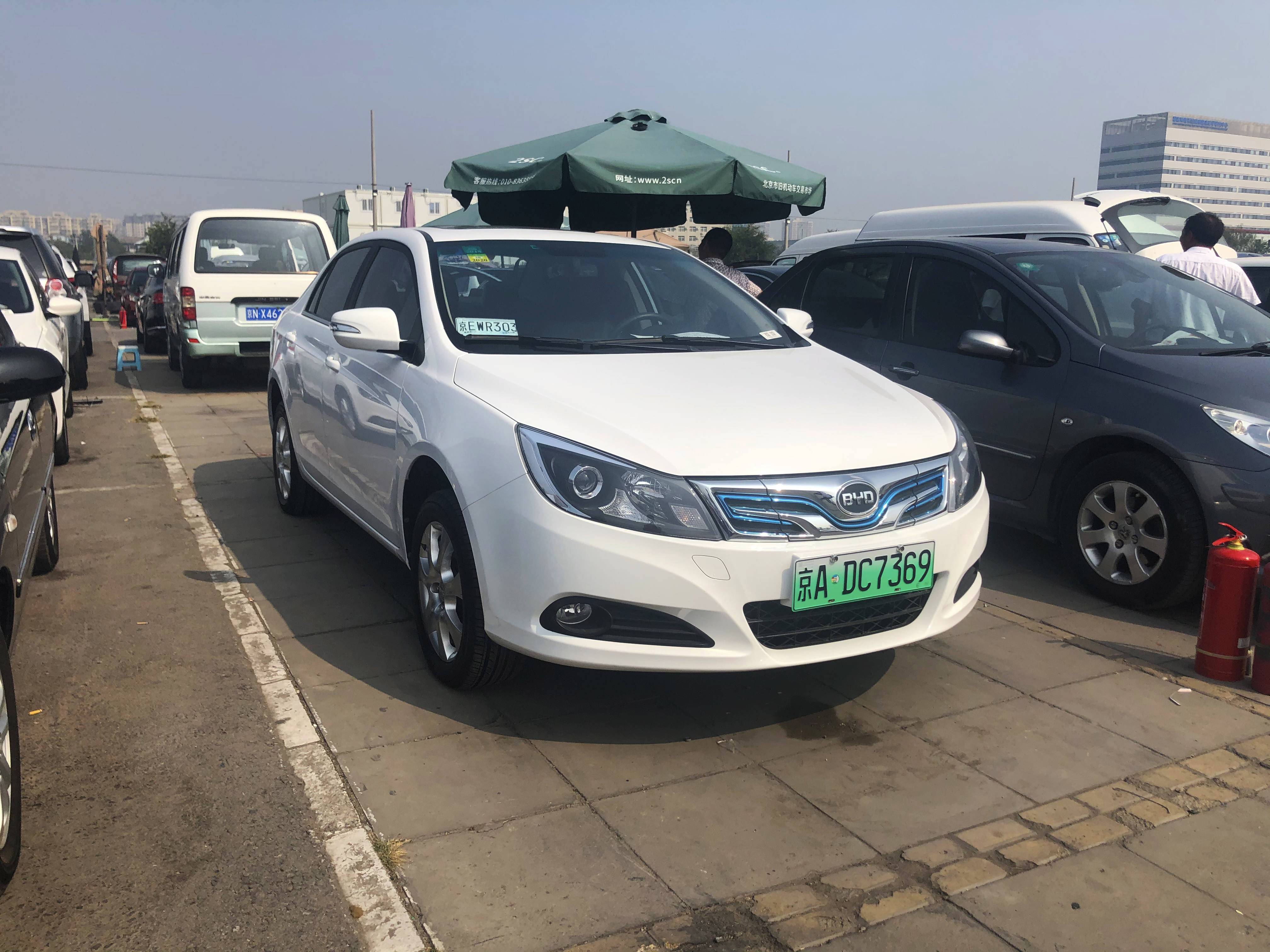 为啥那么多二手新能源要卖呢,还有人说新能源车不靠谱吗