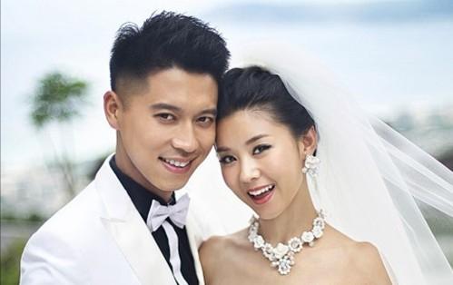 李小萌童年演的三个小孩抱错了,李小萌15岁出道