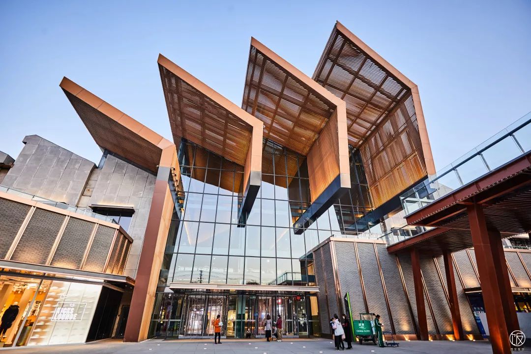 loft风的mall有够酷,心水美食“大咖”都来了