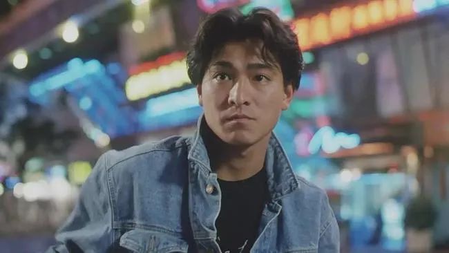 刘德华在娱乐圈是有多受人尊重,刘德华40年偶像魅力从未被超越