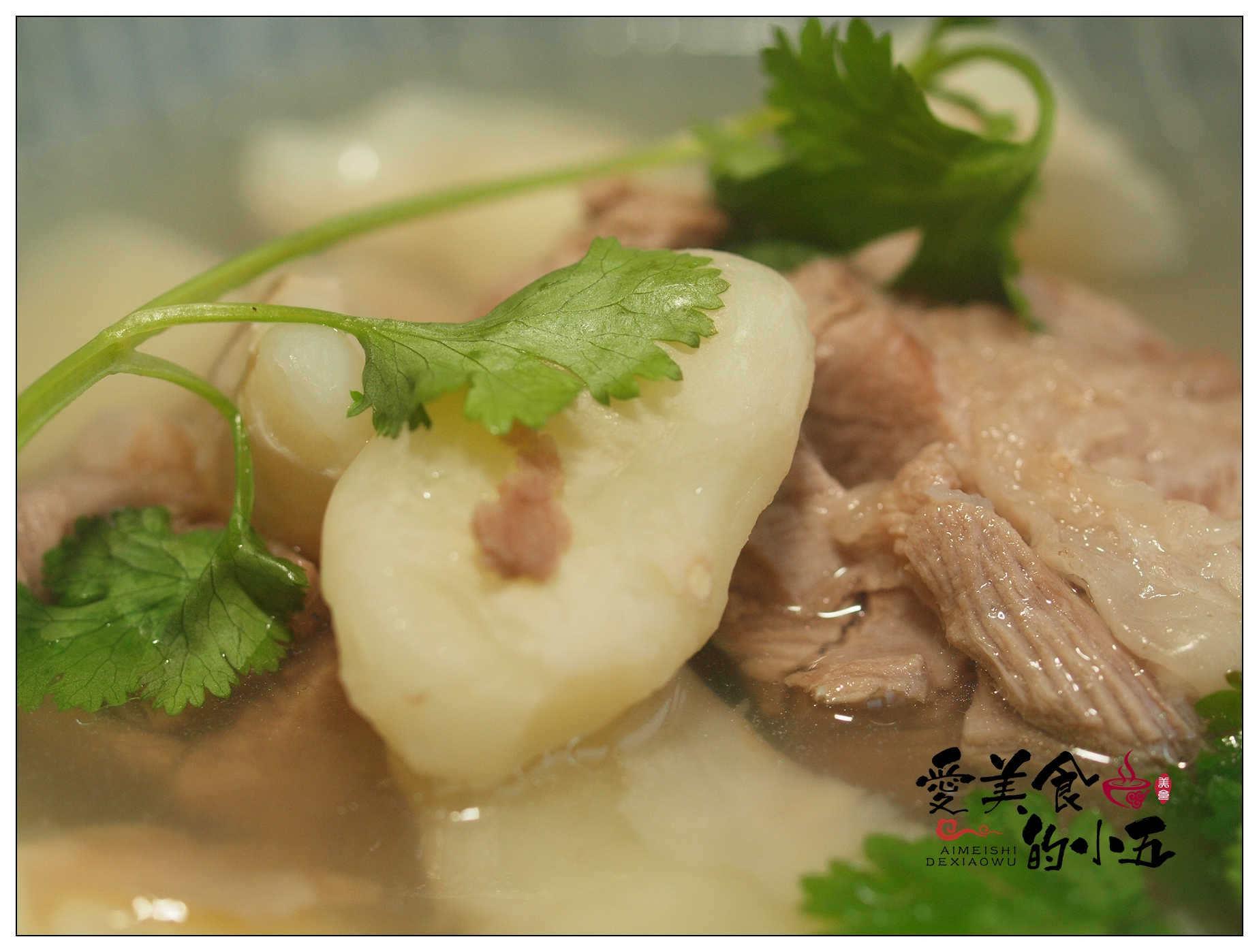 菱角瘦肉汤各种做法,菱角煮汤去皮吗