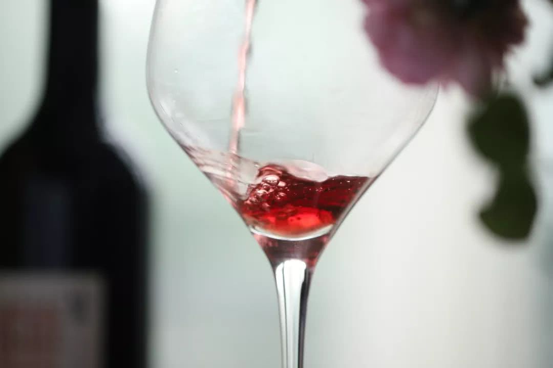 人见人爱的大众情人——梅洛葡萄酒