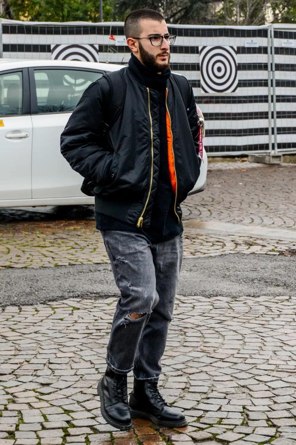 哪款黑色皮靴最好穿,复古白色系皮靴怎么搭配