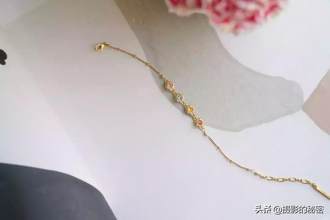 人像首饰拍摄技巧,拍首饰套装怎么拍出高级感