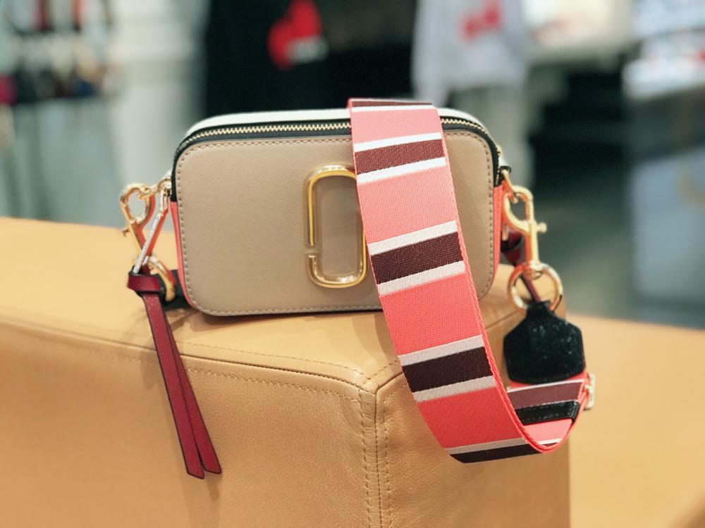 刚步入社会把自己打扮成熟,实用又轻奢的包包