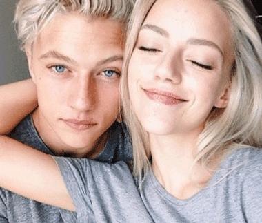 零基础学化妆买哪些彩妆,高考完学化妆去化妆学校