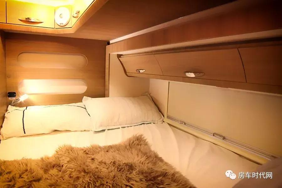 旌航依维柯欧胜c型自动挡房车,旌航最美观又适用的小额头房车