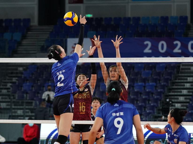 郎平奥运会战术调整,中国女排郎平的创新方式