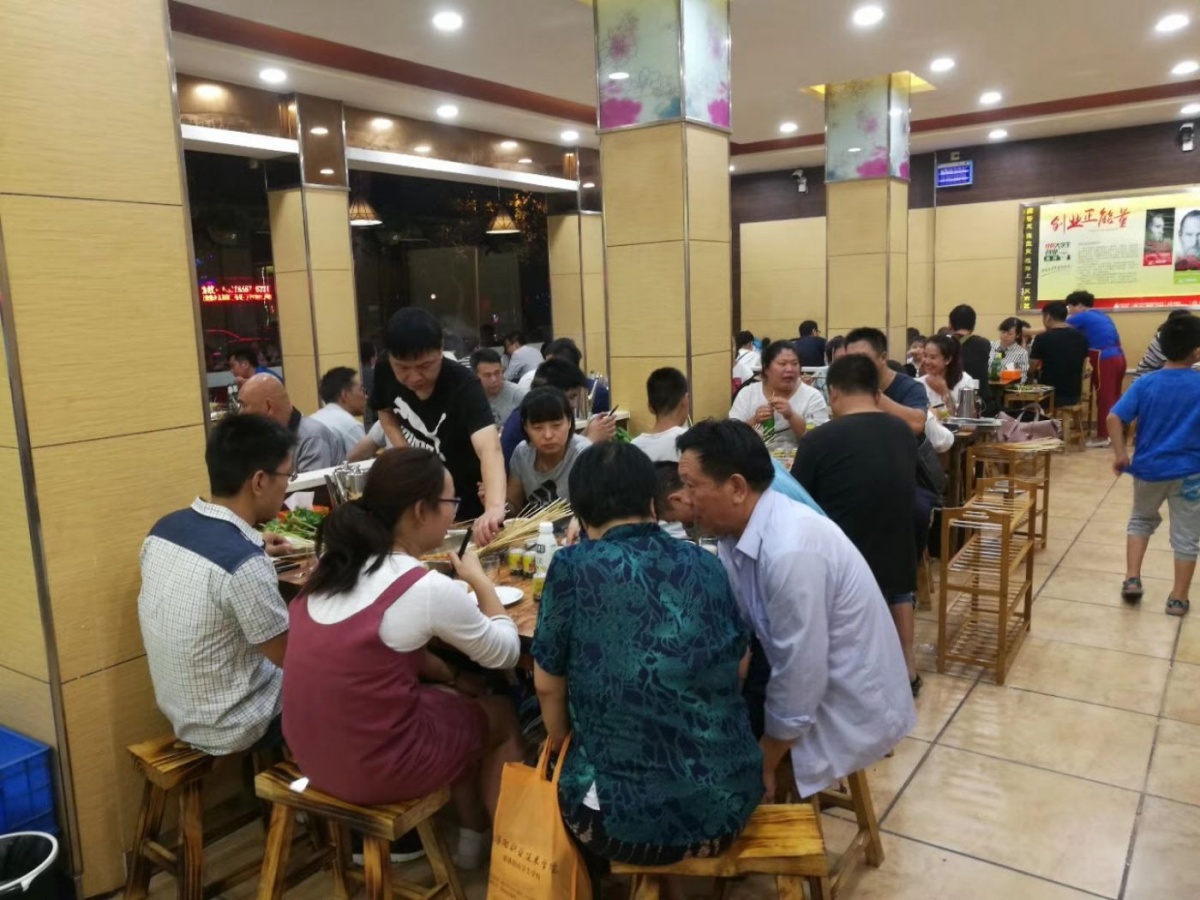 在洛阳也能吃到好吃的成都串串,成都屋头串串香团购洛阳