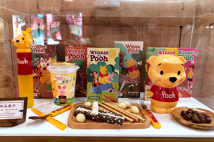 上海迪士尼之旅极速光轮,上海迪士尼项目七个小矮人