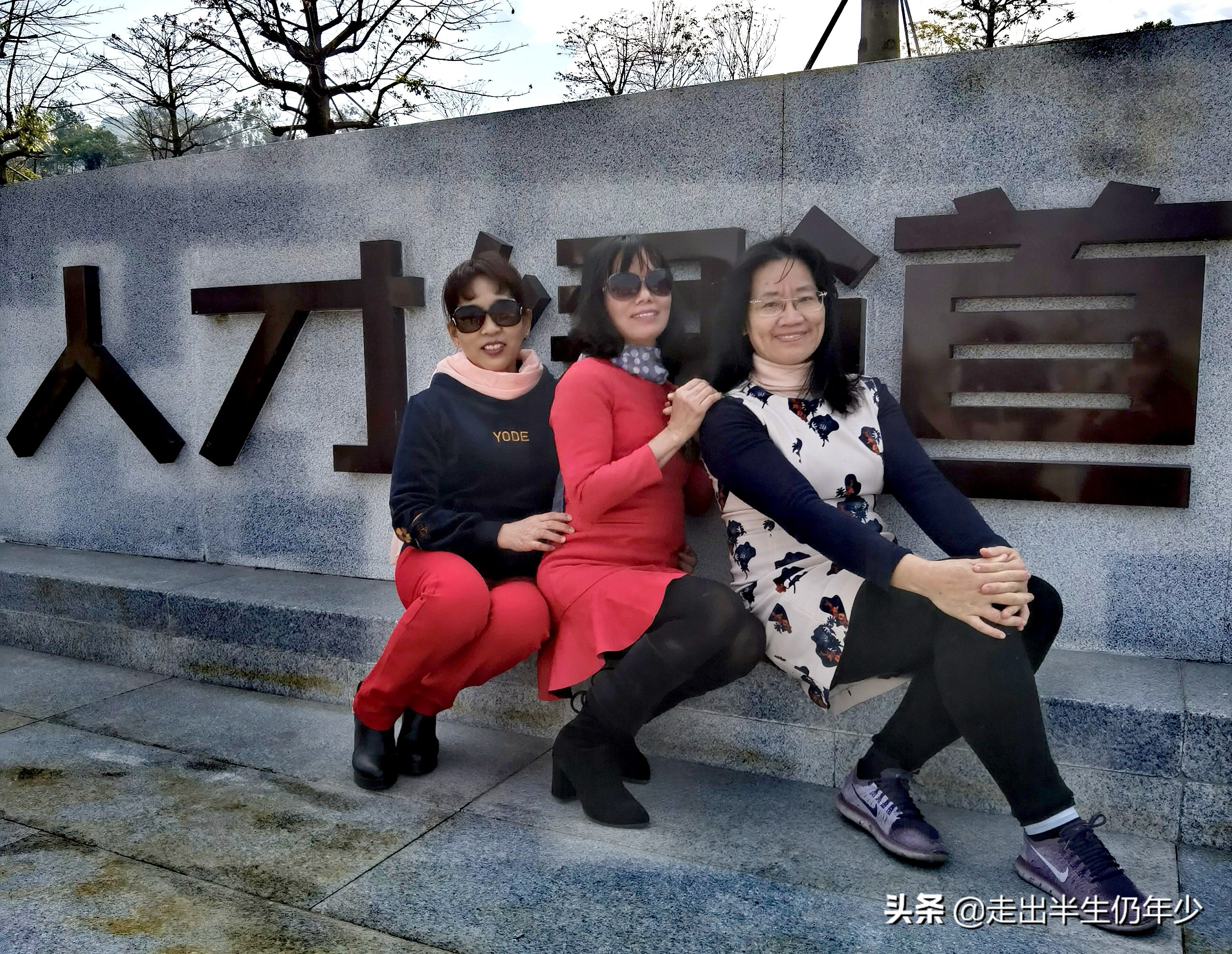 深圳有多少个公园景点,深圳室内足球场