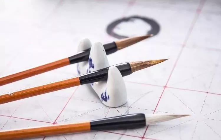 笔画最少的汉字,笔画最少的汉字是什么和什么