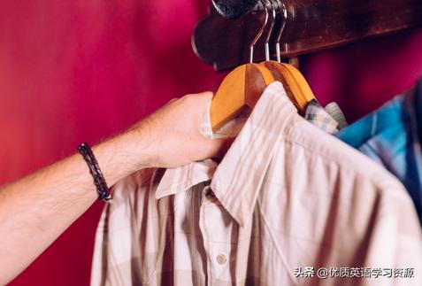 英语原版阅读：Theincrediblegrowningjacket